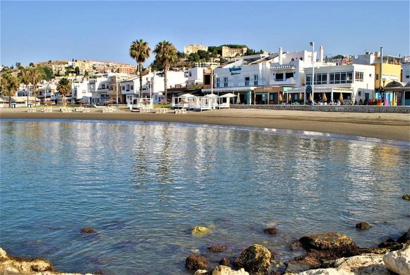 Pedregalejo Playa, Piscina Y Parking Lägenhet Málaga Exteriör bild